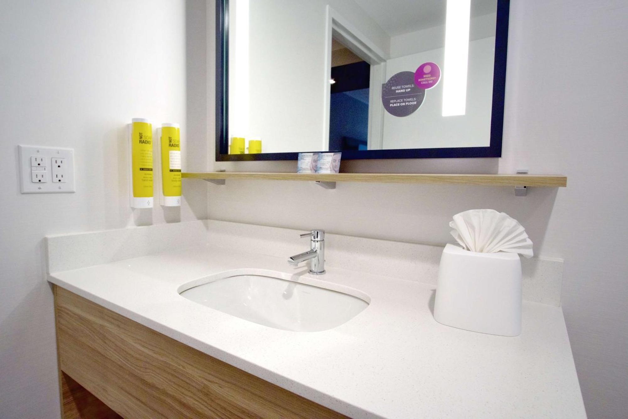 Tru By Hilton Oklahoma City Nw Expressway Εξωτερικό φωτογραφία